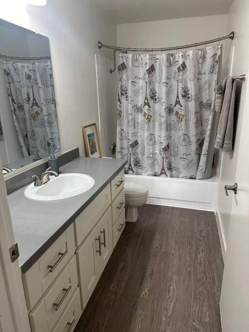 Two Bedroom Hollywood Apartment Los Angeles Ngoại thất bức ảnh