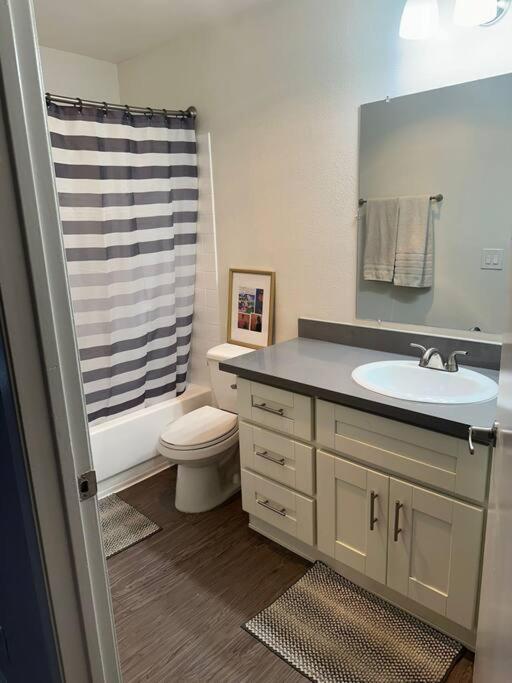 Two Bedroom Hollywood Apartment Los Angeles Ngoại thất bức ảnh